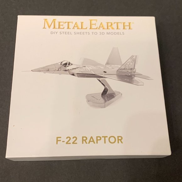 NIB Metal Earth Lockheed Martin/Boeing F-22 Raptor Model Kit Silver Metal - Picture 2 of 5